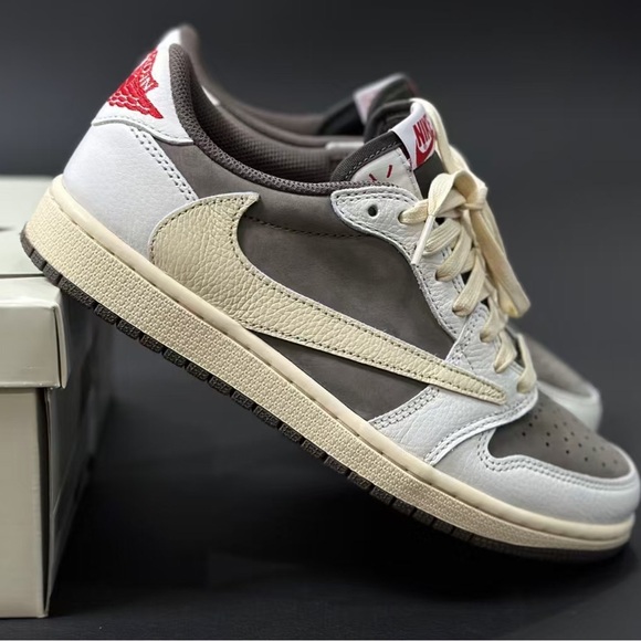 travis scott Jordan 1 low reverse mocha - Picture 4 of 4